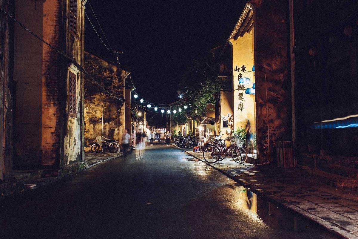 IHSG Melesat 2,07%, Cek Saham Pilihan Asing Hari Ini (10/4)