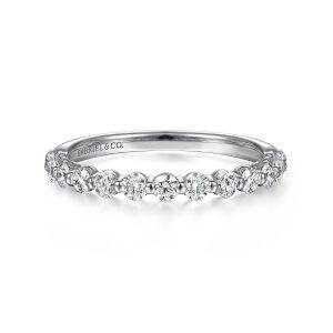 14K White Gold Single Prong Diamond Band Ring