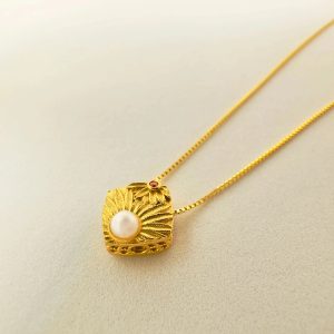 Carved Silver Pendant with Pearl Necklace