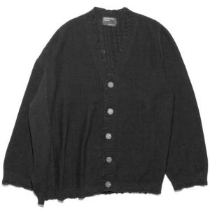 Knitted cardigan with buttons