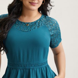 Lace Cut-Out Raglan Sleeve Pockets Midi Dress