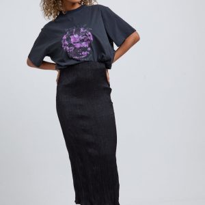 Lala Crinkle Pencil Midi Skirt In Black