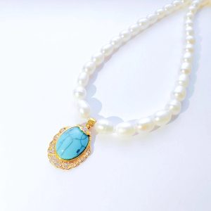 Pearl Choker Necklace with Turquoise