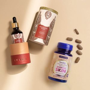 Spotless Inside-Out Beauty Kit: Night-Time Oil for the Face & Daily Dietary Supplement for Spotless Complexion