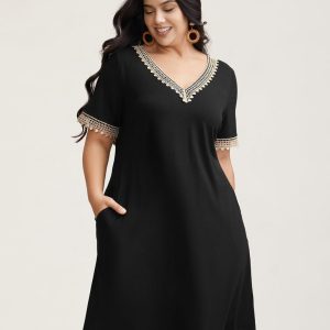 Super Soft V-Neck Lace Midi Dress