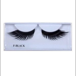 Wicked Black Eyelashes
